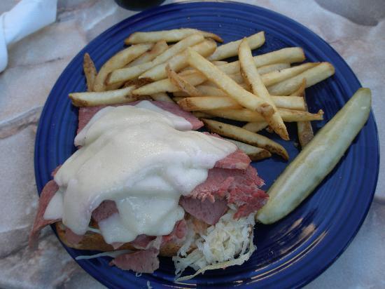 Molly Darcy's On the Beach